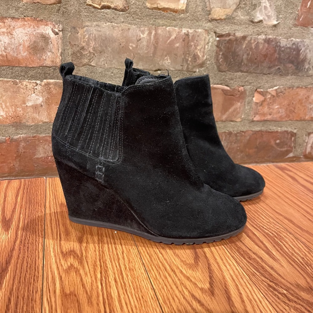 Gianni Bini Black Suede Leather Wedge Heel Ankle Booties Boots Size 9.5M
